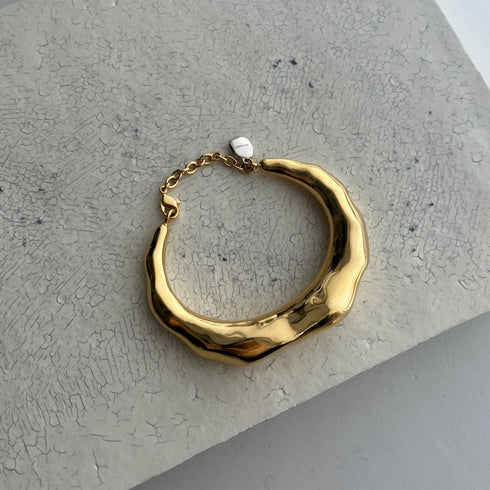 LUNA bangle